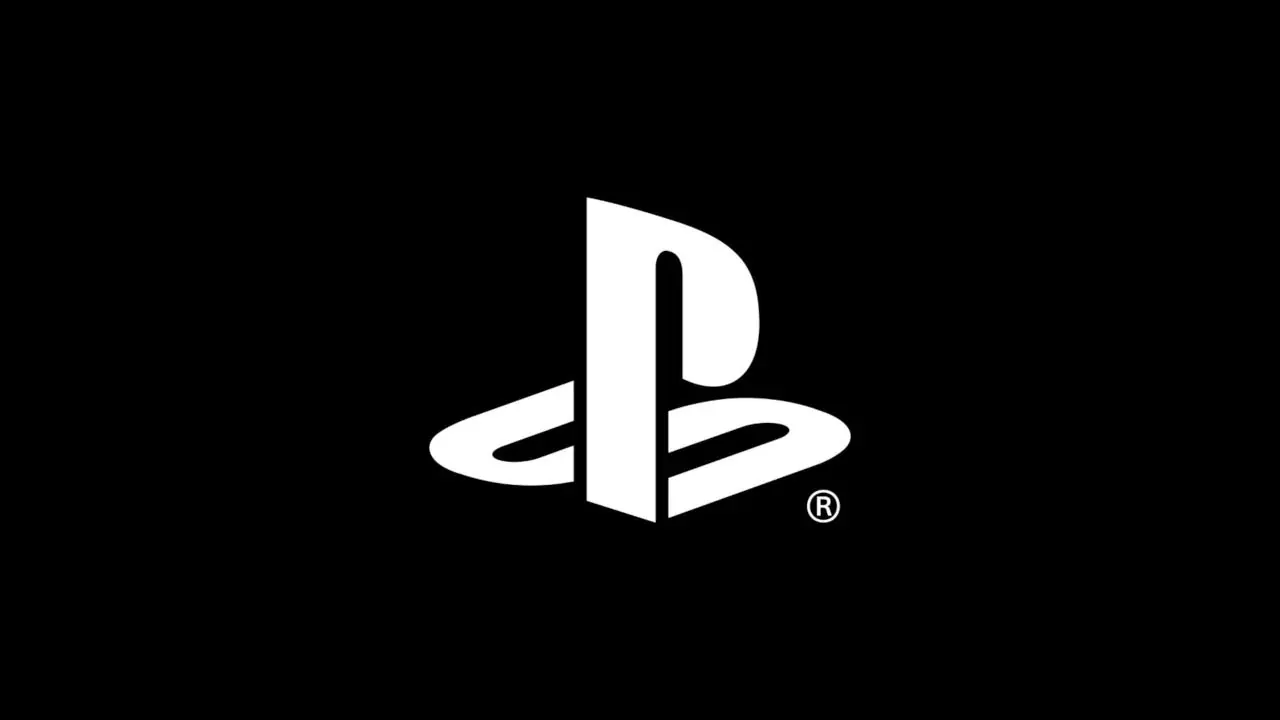 Consolas y controles PlayStation asociados al cambio de distribución física y tiendas antiguas